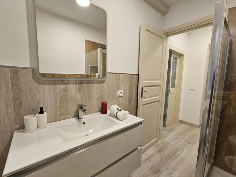 Il Rifugio Di Trip Apartment Мантова Екстериор снимка